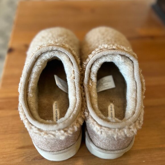 NWOT American Eagle AE Sherpa Platform Slipper Clogs Beige Tan Womens Sz 6 - Picture 6 of 11